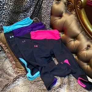 3 Under Armour capri compression leggings set